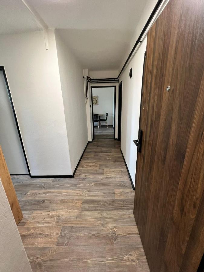 Apartman Opava S Parkovanim Ngoại thất bức ảnh