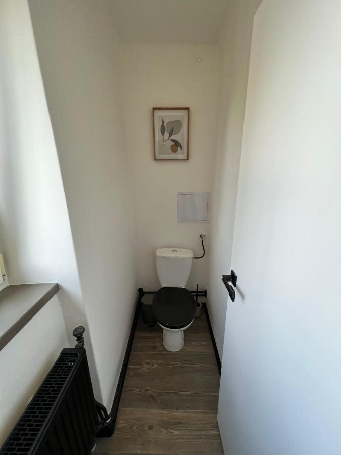 Apartman Opava S Parkovanim Ngoại thất bức ảnh