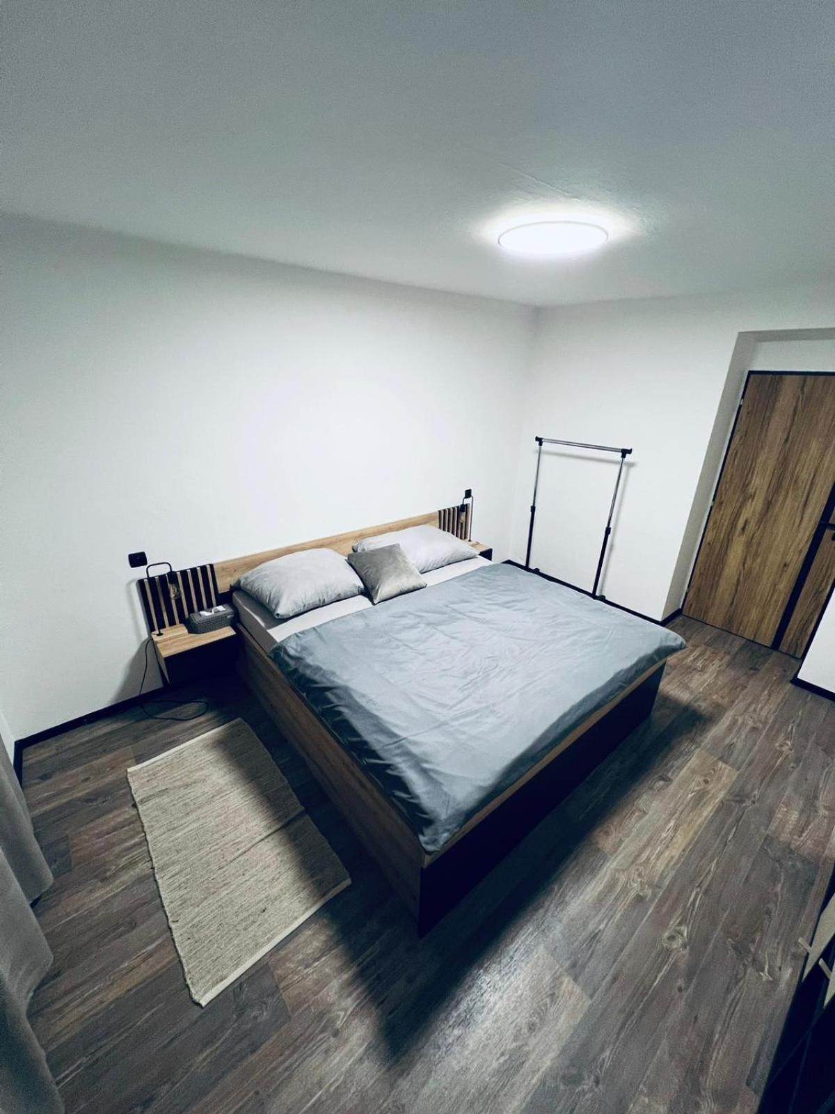Apartman Opava S Parkovanim Ngoại thất bức ảnh